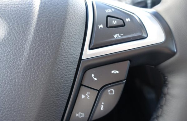 Ford Mondeo 2.0 TDCi NAVI, SYNC 3, ZIMNÍ PAKET, nabídka A71/20