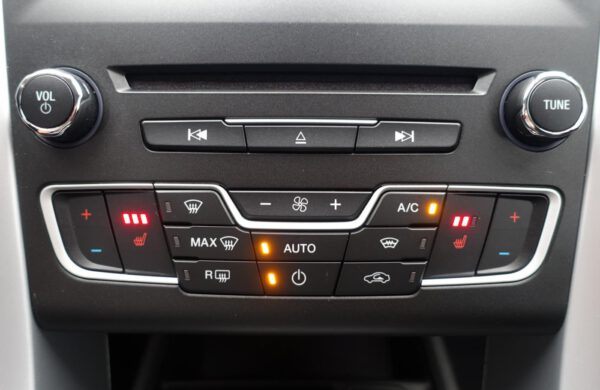 Ford Mondeo 2.0 TDCi NAVI, SYNC 3, ZIMNÍ PAKET, nabídka A71/20