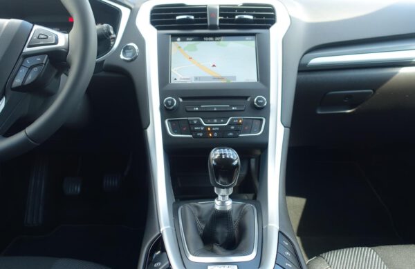 Ford Mondeo 2.0 TDCi NAVI, SYNC 3, ZIMNÍ PAKET, nabídka A71/20