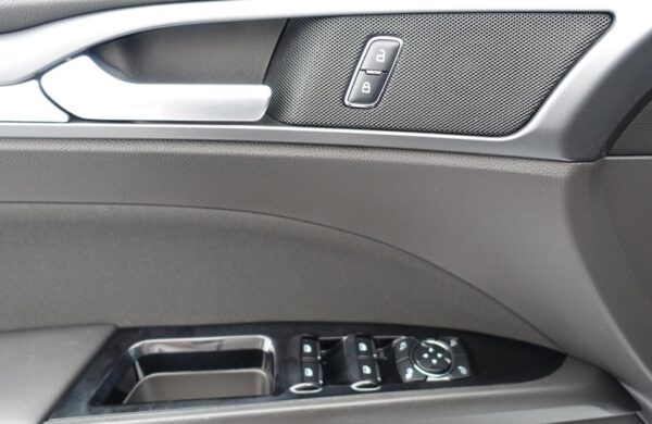 Ford Mondeo 2.0 TDCi NAVI, SYNC 3, ZIMNÍ PAKET, nabídka A71/20