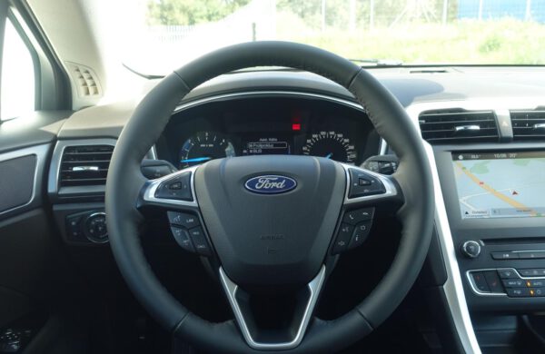 Ford Mondeo 2.0 TDCi NAVI, SYNC 3, ZIMNÍ PAKET, nabídka A71/20