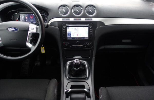 Ford S-MAX 2.0 TDCi XENONY, NAVI, ZIMNÍ PAKET, nabídka A72/19