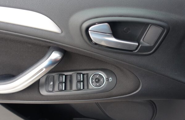 Ford S-MAX 2.0 TDCi XENONY, NAVI, ZIMNÍ PAKET, nabídka A72/19