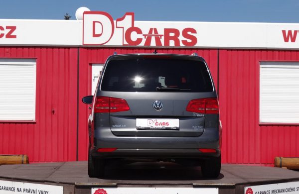 Volkswagen Touran 2.0 TDi Highline BI-XENONY, CZ NAVI, nabídka A75/17