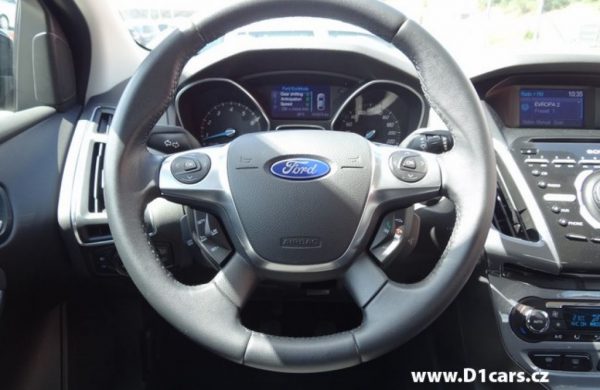 Ford Focus 1.6 EcoBoost Titanium ZIMNÍ PAKET, nabídka A80/15