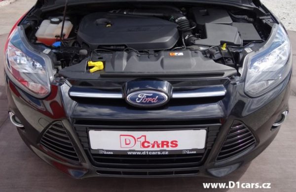 Ford Focus 1.6 EcoBoost Titanium ZIMNÍ PAKET, nabídka A80/15