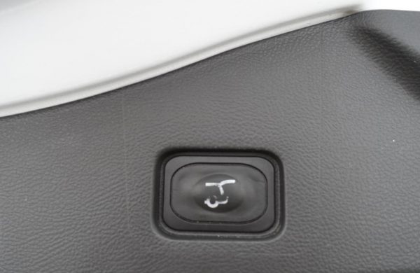 Ford Mondeo 2.0 TDCi Titanium 132 kW LED SVĚTLA, nabídka A83/22