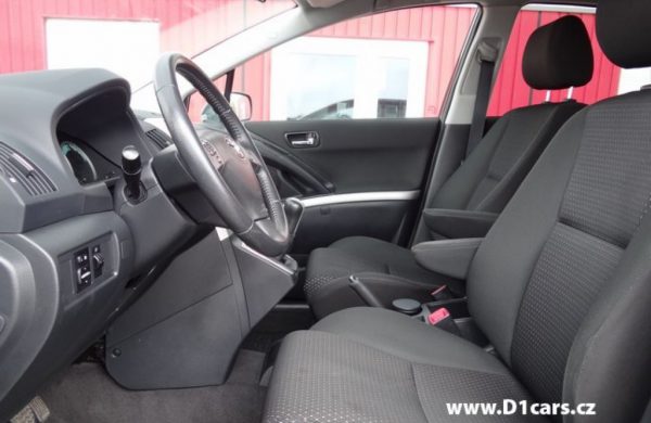 Toyota Corolla Verso 2.2 D4D DIGI KLIMA, SERVISNÍ KNÍŽKA, nabídka A84/16