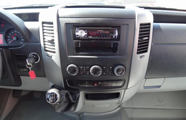 Volkswagen Crafter 2.0 TDi 7 MÍST, nabídka A84/17