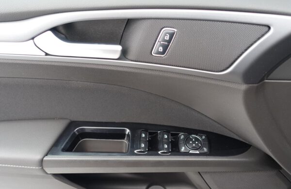 Ford Mondeo 2.0 TDCi Titanium LED SVĚTLA, SYNC3, nabídka A85/21