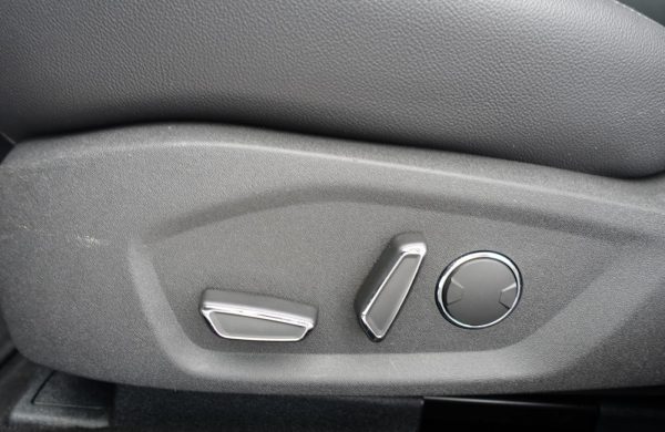 Ford Mondeo 2.0 Ecoblue LED SVĚTLA, nabídka A85/22