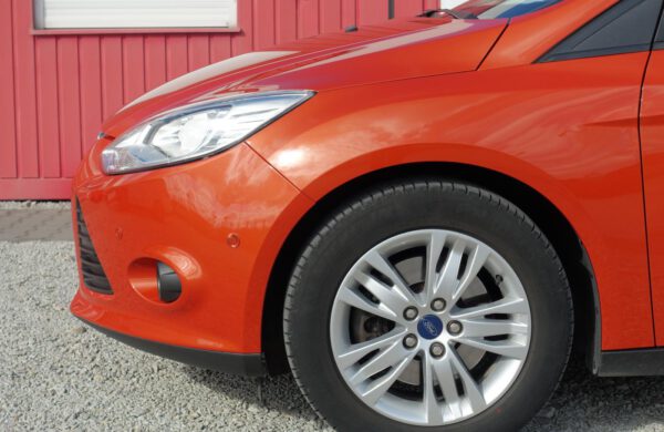 Ford Focus 1.6 16V, Automatické parkování, nabídka A86/20