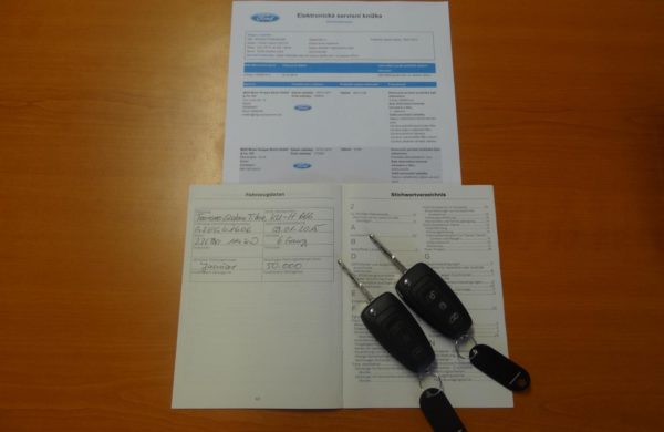 Ford Tourneo Custom 2.2 TDCi Titanium L2 8 MÍST 114 kW, nabídka A87/18