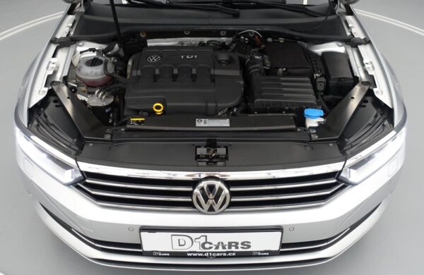 Volkswagen Passat 2.0 TDi Bi-XENONY, ACC ,KAMERA 360°, nabídka A87/20