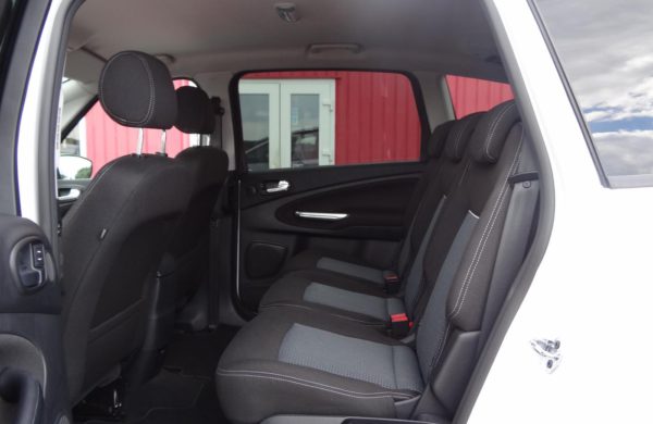 Ford S-MAX 2.0 TDCi CZ NAVIGACE, ZIMNÍ PAKET, nabídka A90/18