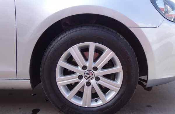 Volkswagen Golf 1.6 TDi Comfortline, CLIMATRONIC, nabídka A92/18