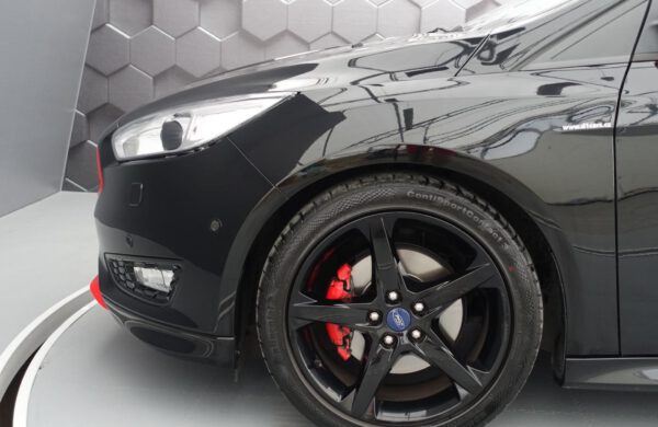 Ford Focus 2.0 TDCi SPORT RED & BLACK EDITION, nabídka A92/20