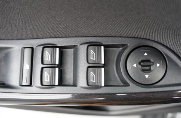 Ford Focus 2.0 TDCi Titanium ZIMNÍ PAKET, nabídka A92/22