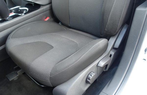 Ford Mondeo 2.0 TDCi Titanium NAVI, ZIMNÍ PAKET, nabídka A96/19