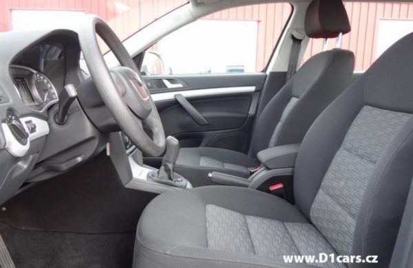 Škoda Octavia 1.6 TDi CR Combi Ambiente, nabídka A9/16