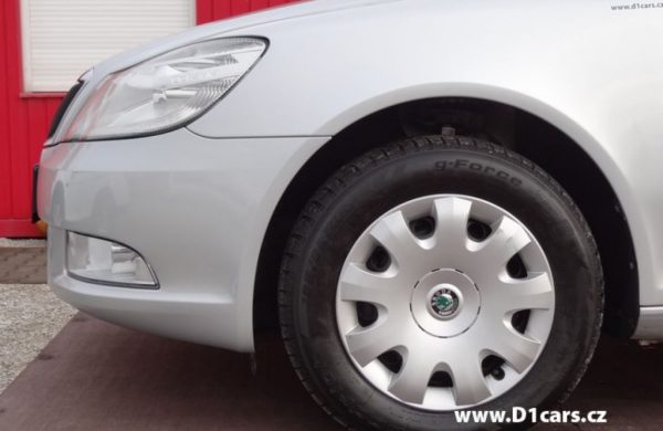 Škoda Octavia 1.6 TDi CR Combi Ambiente, nabídka A9/16