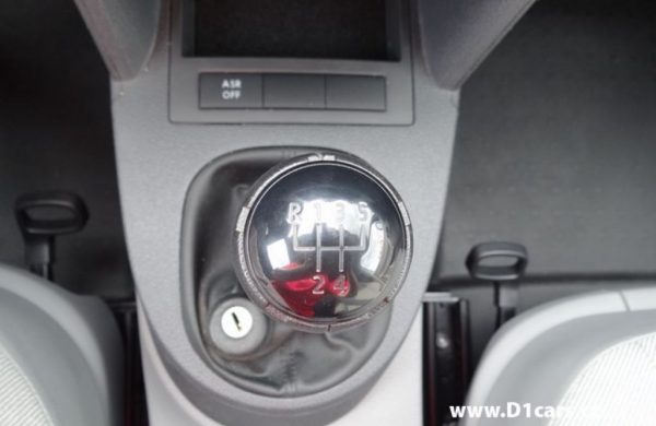 Volkswagen Caddy 1.9 TDi 77 kW KLIMATIZACE, nabídka AV10/15