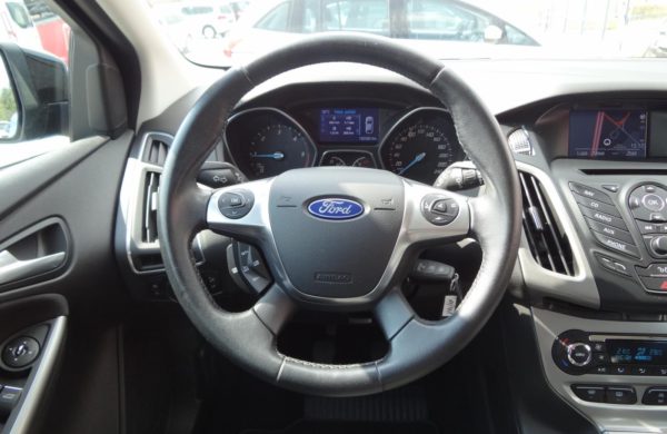 Ford Focus 1.6 TDCi CZ NAVIGACE, ZIMNÍ PAKET, nabídka AV14/18