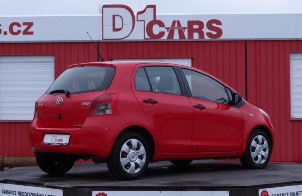 Toyota Yaris 1.3i KLIMATIZACE, SERVISNÍ KNIHA, nabídka AV1/18