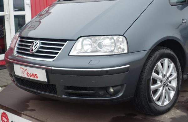 Volkswagen Sharan 2.0 TDi VYHŘ. SKLO + SEDADLA,XENONY, nabídka AV25/18