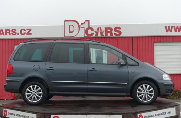 Volkswagen Sharan 2.0 TDi VYHŘ. SKLO + SEDADLA,XENONY, nabídka AV25/18