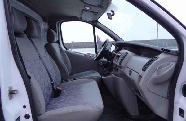 Opel Vivaro 1.9 CDTi KLIMA, 2x POSUVNÉ DVEŘE, nabídka AV2/18