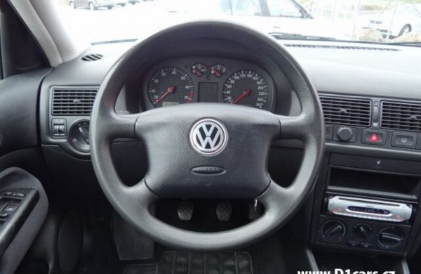 Volkswagen Golf 1.6i KLIMATIZACE, TAŽNÉ, nabídka AV4/14