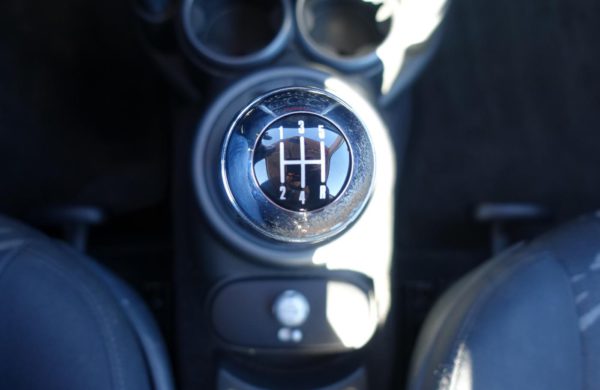 Mini One 1.6i KLIMATIZACE, ODPOČET DPH, nabídka AV4/19