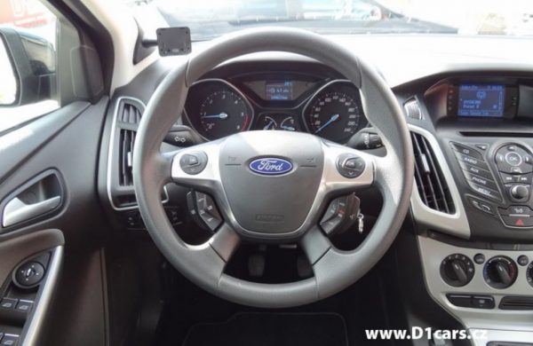 Ford Focus III 2.0 TDCi 103 kW TEMPOMAT, nabídka AV7/16