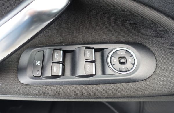 Ford Mondeo 2.0 TDCi 103 kW, nabídka c8e95f32-9cf0-45a3-8902-0defca1f6c71