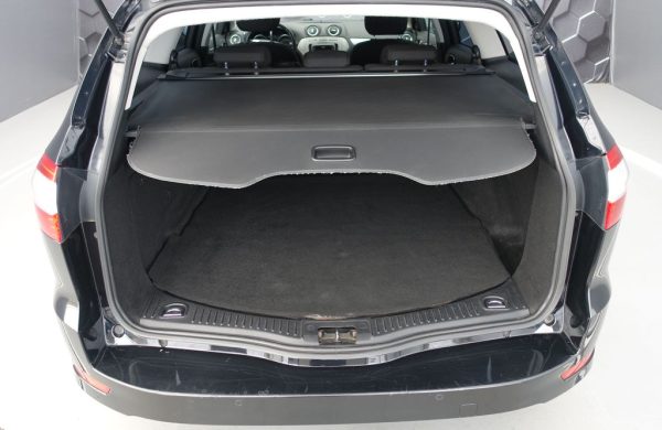 Ford Mondeo 2.0 TDCi 103 kW, nabídka c8e95f32-9cf0-45a3-8902-0defca1f6c71