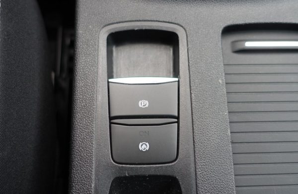 Ford Kuga 1.5 EcoBlue Cool & Connect, nabídka 3b54c3ce-c18b-41f9-9e9a-95be63187391