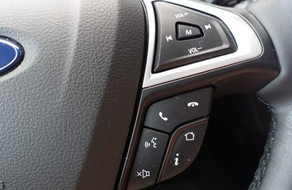 Ford Mondeo 2.0 EcoBlue LED SVĚTLA, nabídka 129e8866-a789-419d-b088-392dae0f29f1