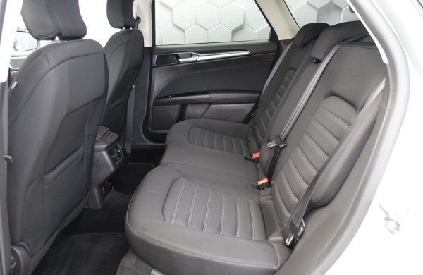 Ford Mondeo 2.0 EcoBlue LED SVĚTLA, nabídka 129e8866-a789-419d-b088-392dae0f29f1