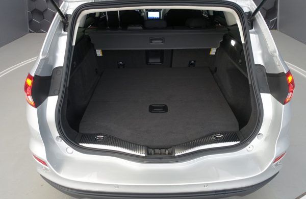 Ford Mondeo 2.0 EcoBlue LED SVĚTLA, nabídka 129e8866-a789-419d-b088-392dae0f29f1