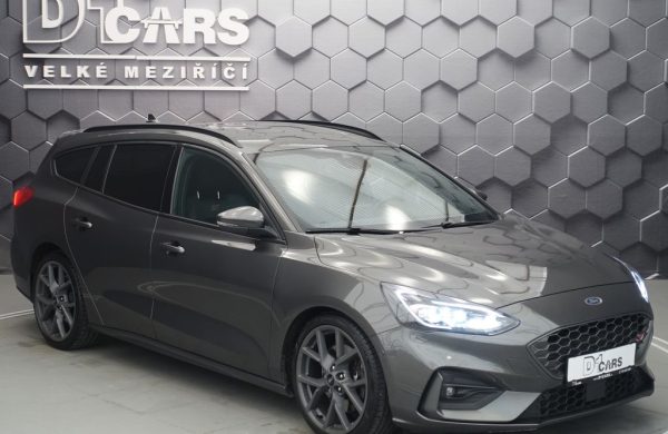 Ford Focus 2.0 ST 140 kW LED SVĚTLA, nabídka 56bc45b6-4cba-4f8a-b3e9-f0542c7123e1