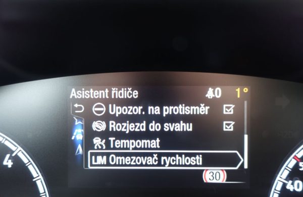Ford Focus 2.0 ST 140 kW LED SVĚTLA, nabídka 56bc45b6-4cba-4f8a-b3e9-f0542c7123e1