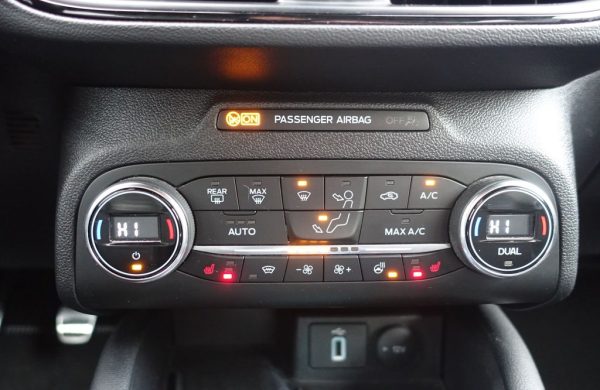 Ford Focus 2.0 ST 140 kW LED SVĚTLA, nabídka 56bc45b6-4cba-4f8a-b3e9-f0542c7123e1