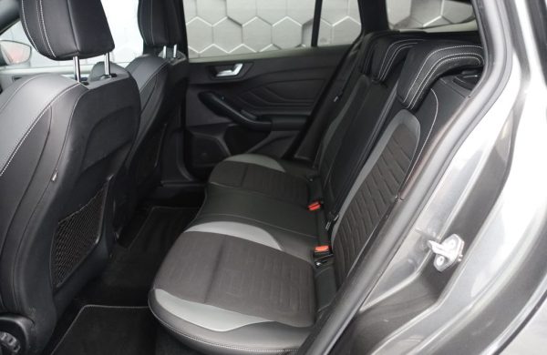Ford Focus 2.0 ST 140 kW LED SVĚTLA, nabídka 56bc45b6-4cba-4f8a-b3e9-f0542c7123e1