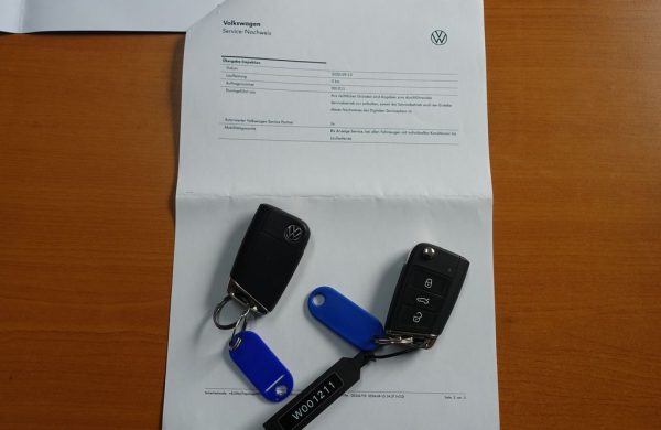 Volkswagen Touran 2.0 TDi Highline LED SVĚTLA, nabídka bdb20b52-6156-4162-886b-b5a45618d4d1