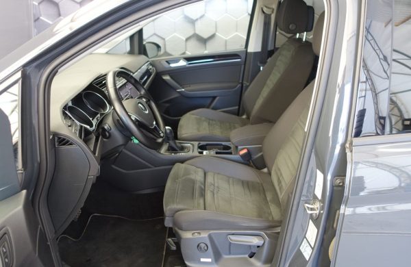 Volkswagen Touran 2.0 TDi DSG 7 MÍST, nabídka 859c3af6-6f36-4185-9fa9-10301f47b0dd