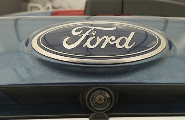 Ford Kuga 2.0 TDCi  Titanium AWD 132 kW, nabídka d5da6143-75e7-4edc-b465-cf15bdfbdd66