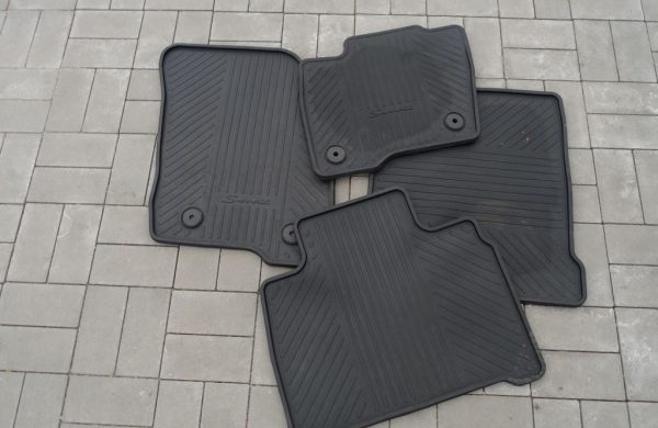 Ford S-Max 110 kW, MANUÁL, TITANIUM, nabídka e43fd962-0655-4baf-ae8d-bc379c5bb4b8
