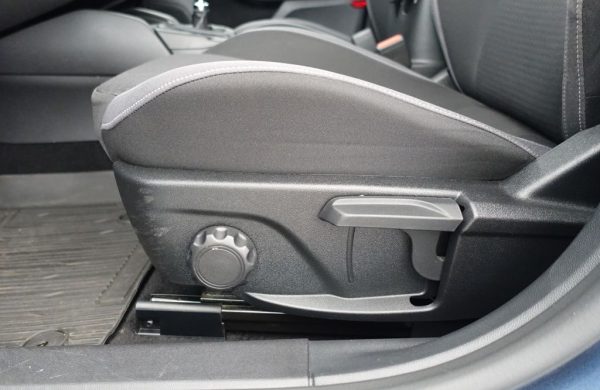 Ford Focus 1.0 EcoBoost ZIMNÍ PAKET, nabídka d6c9c1a0-3d4e-413d-b969-cbfe03642b3b