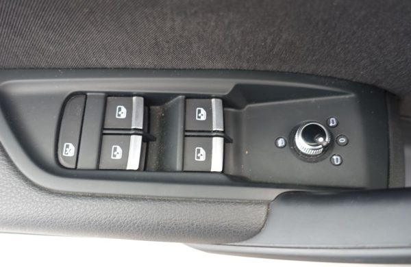 Audi Q5 2.0 TDi 110kW MANUÁL, nabídka ae875e86-9c2e-4618-92cc-89fa05c27dca